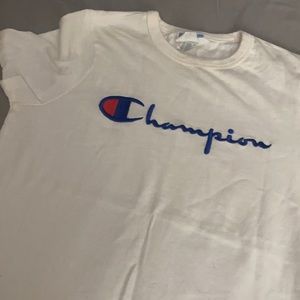 Champion Tshirt